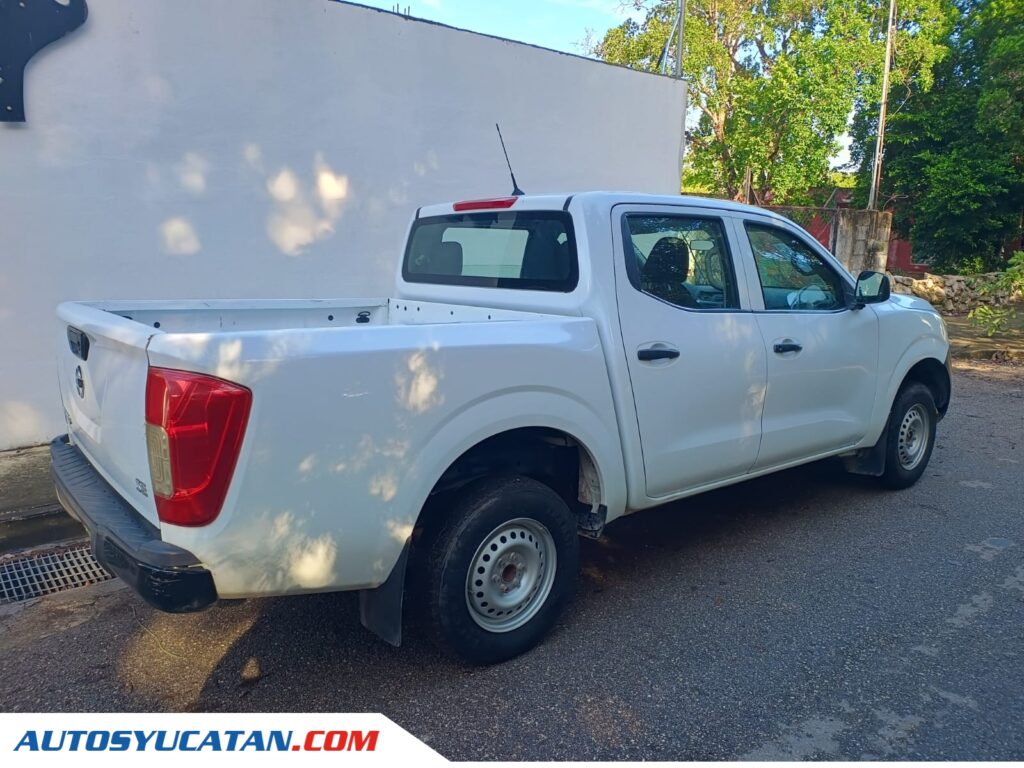 Nissan NP 300 2019 muy cuidada
