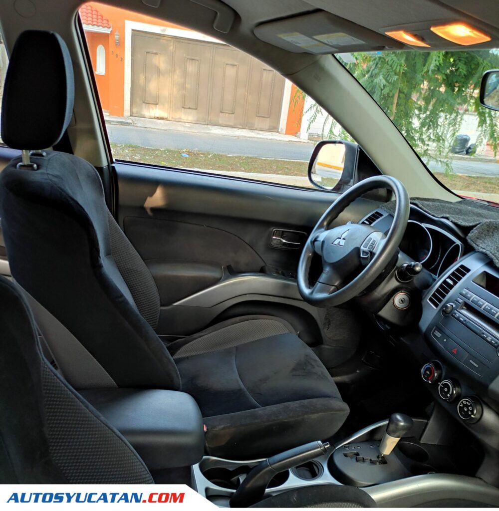 Mitsubishi Outlander 2010