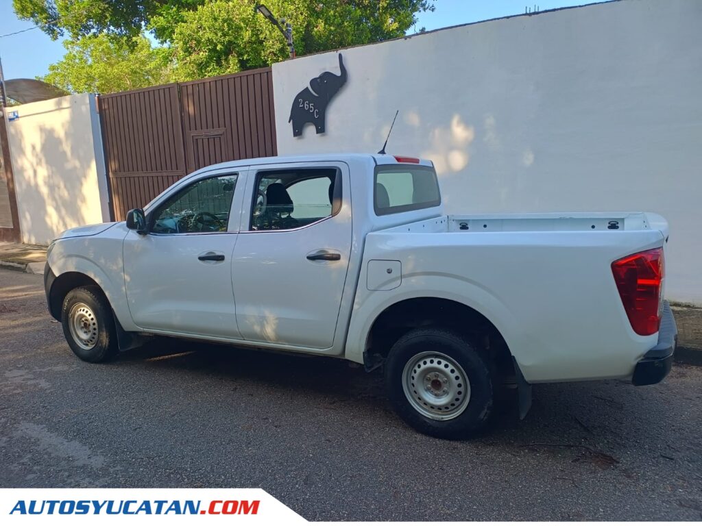 Nissan NP 300 2019 muy cuidada