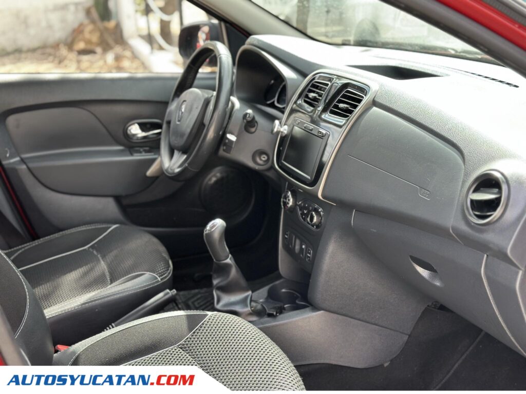 RENAULT SANDERO 2019