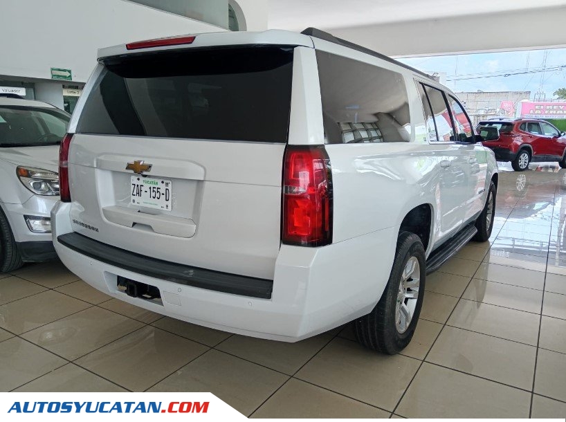 CHEVROLET SUBURBAN LT 2019