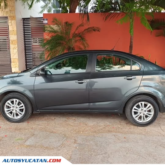 Impecable Chevrolet Sonic LT 2017