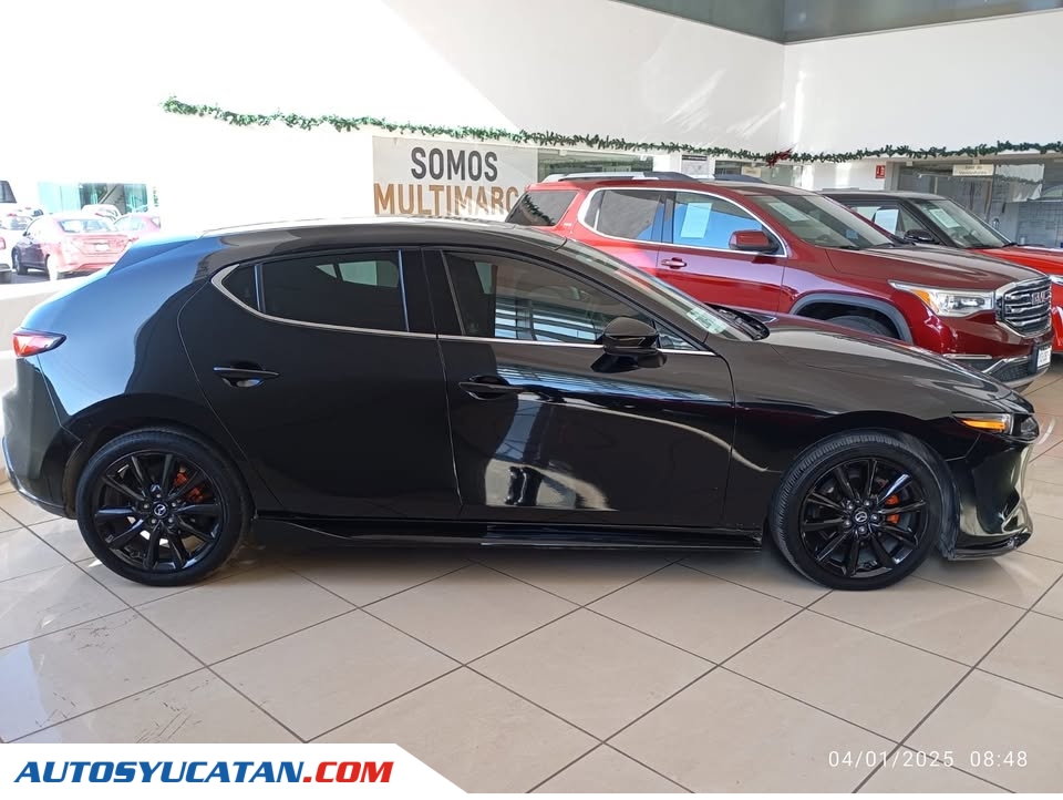 MAZDA 3 SIGNATURE 2022