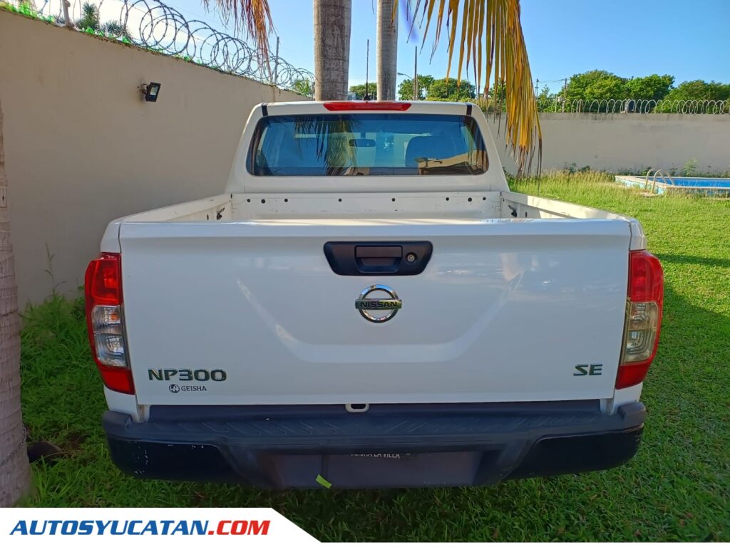 Nissan NP 300 2019 muy cuidada