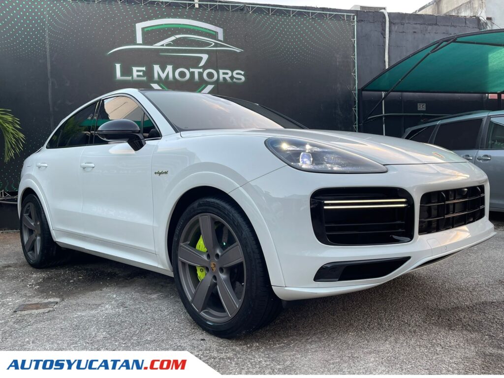 Porsche Cayenne Turbo S Hybrid 2020