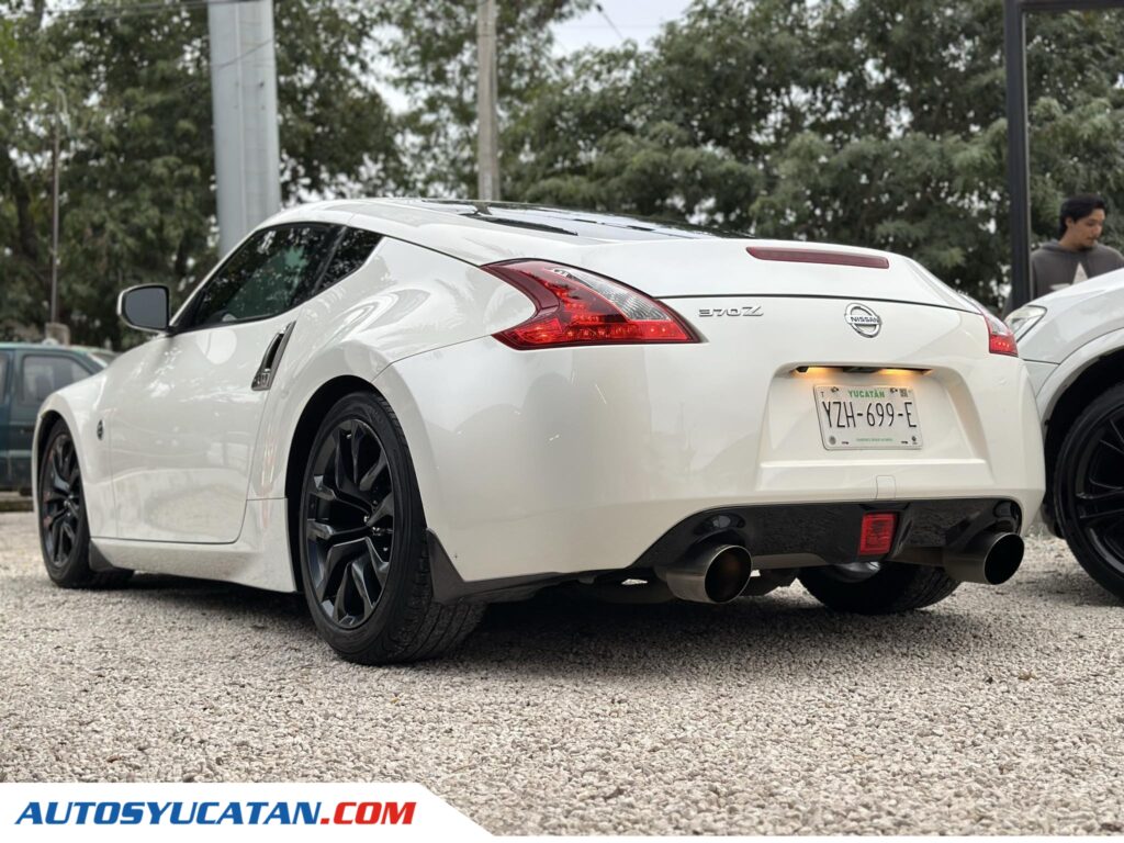 INMACULADO NISSAN 370Z 2018