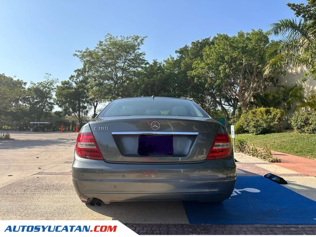 Mercedes Benz Clase C 180 CGI 2012
