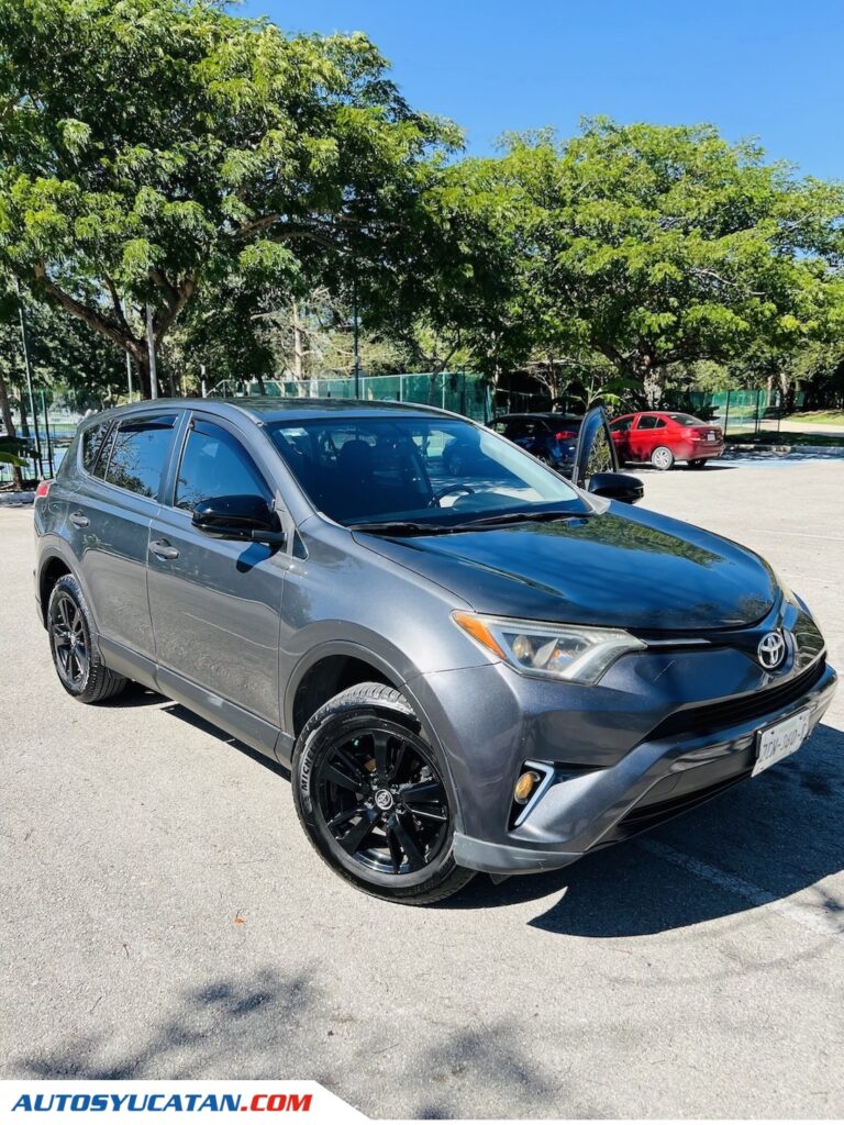 RAV4 2018 EQUIPADA, CONFIABLE Y CÓMODA!