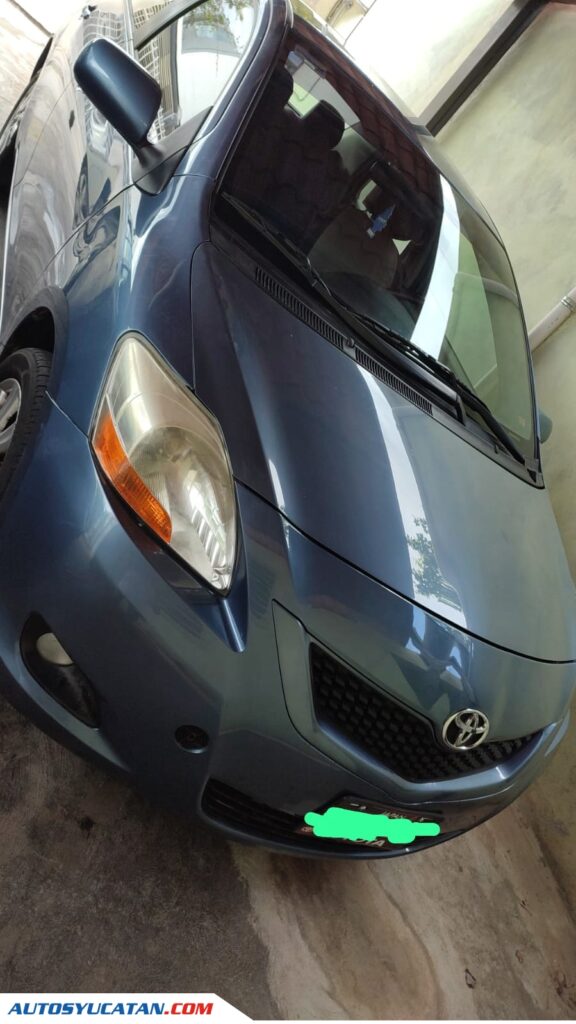 Yaris Premium 2015