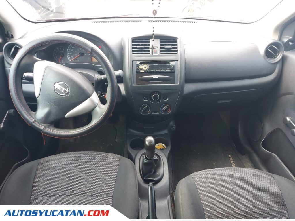 Nissan Versa 2019