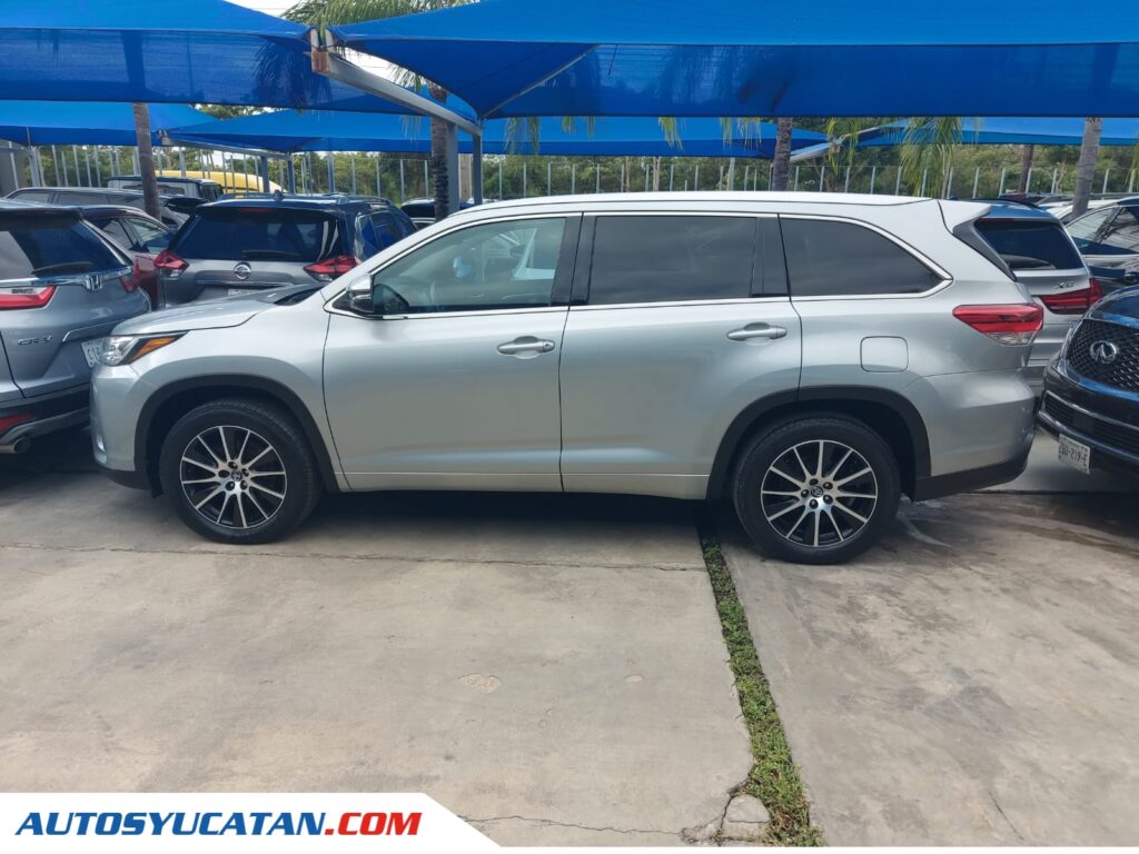 Toyota Highlander 2019