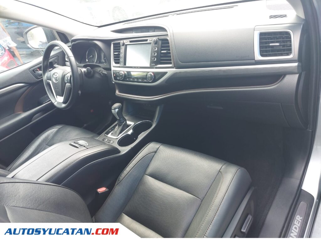 Toyota Highlander 2019