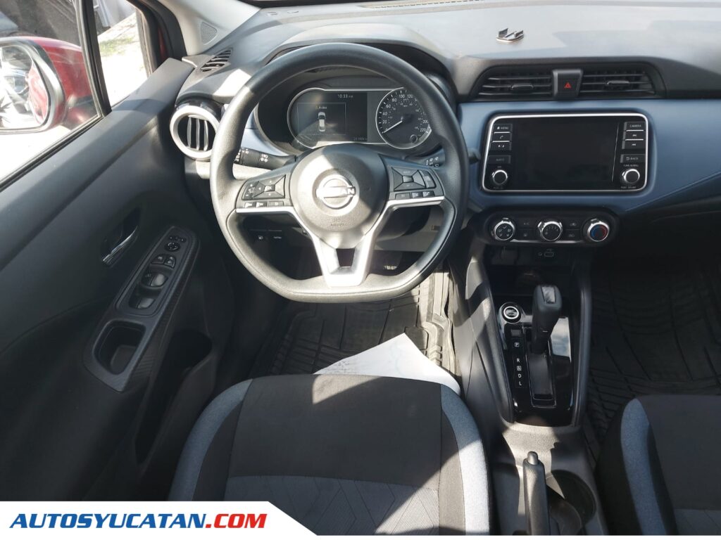 Nissan Versa 2023