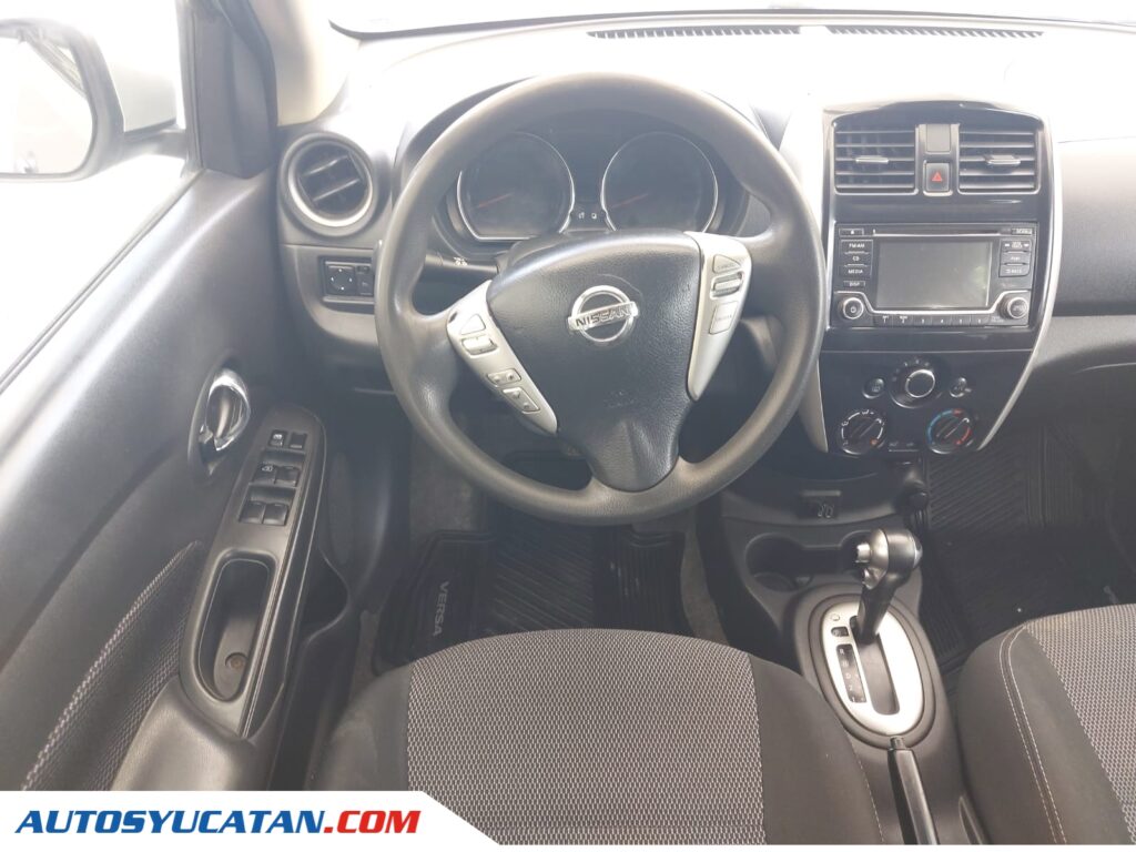Nissan Versa 2017