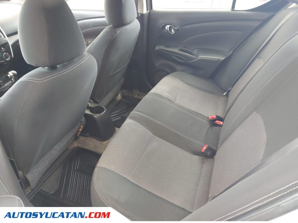 Nissan Versa 2017