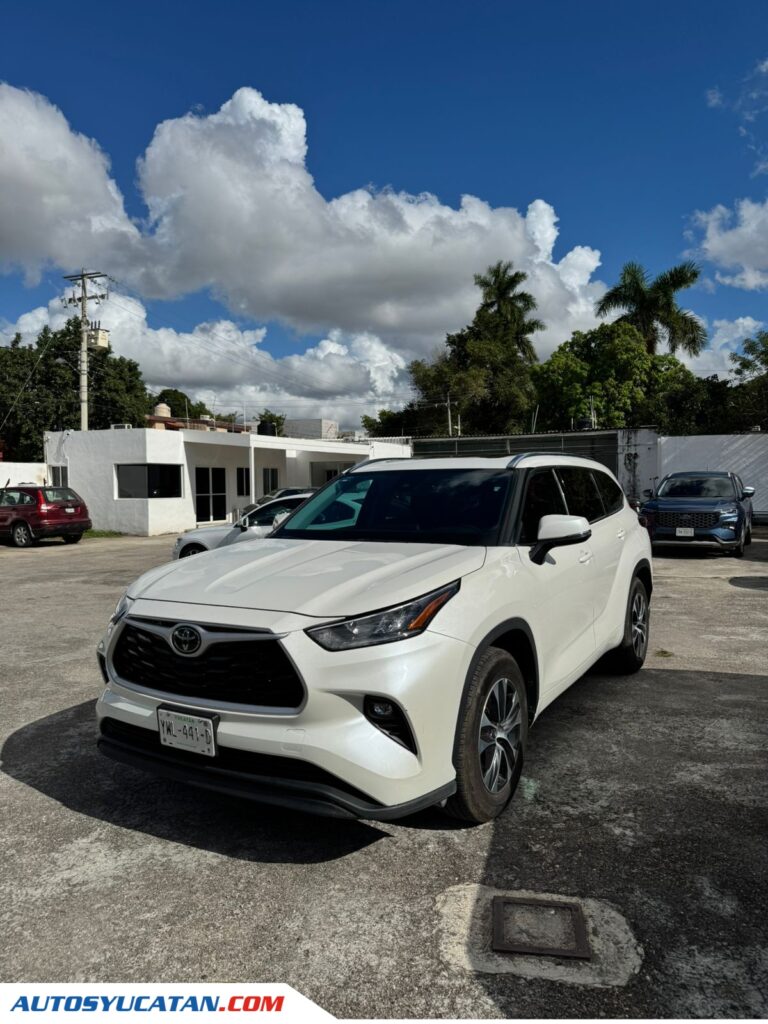 Toyota Highlander 2021