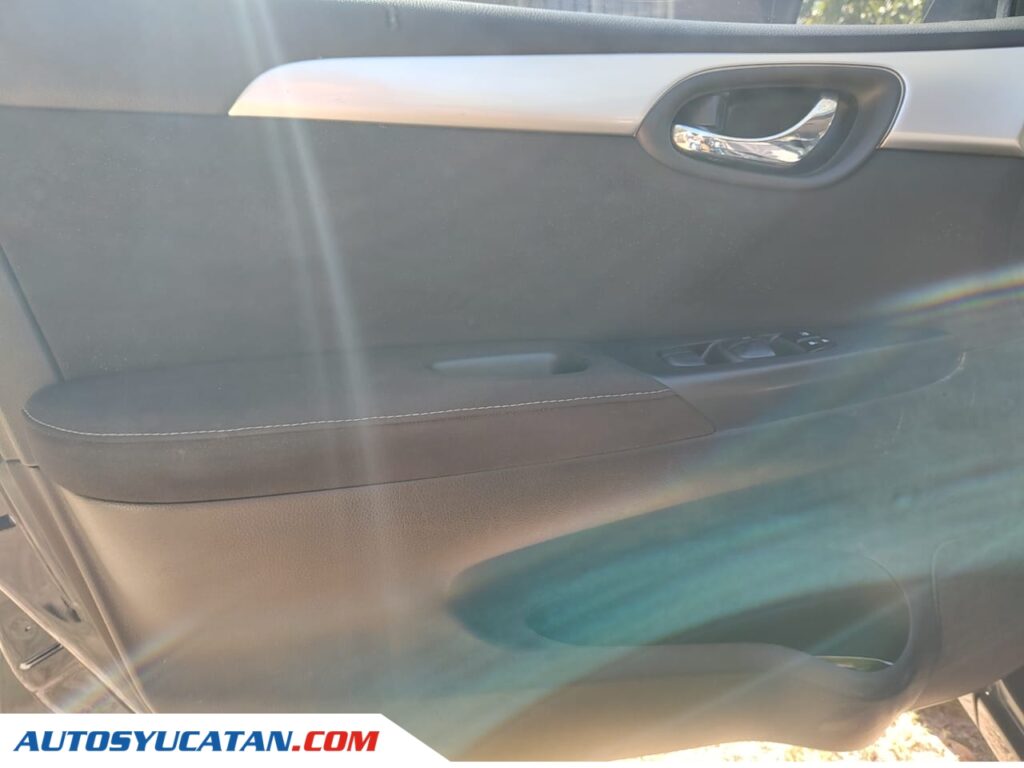 Nissan Sentra Sense CVT 2018