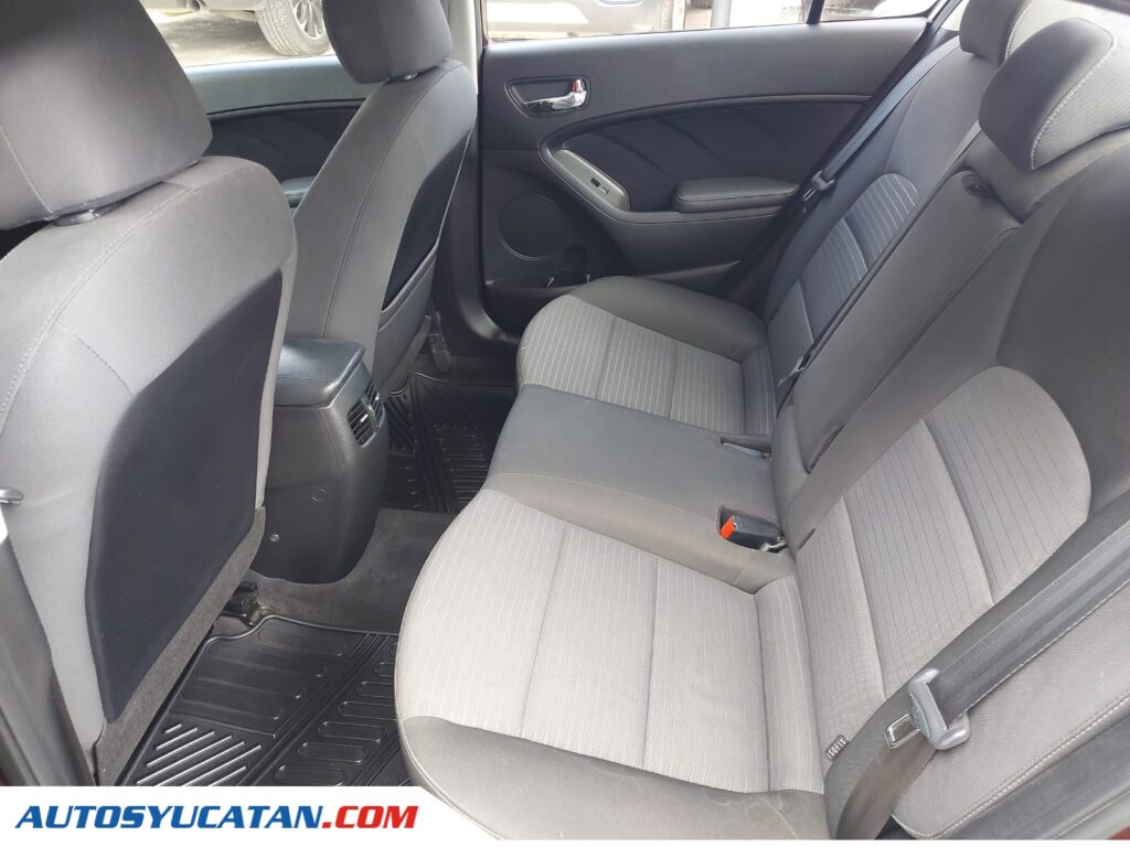 Kia Forte automático 2018