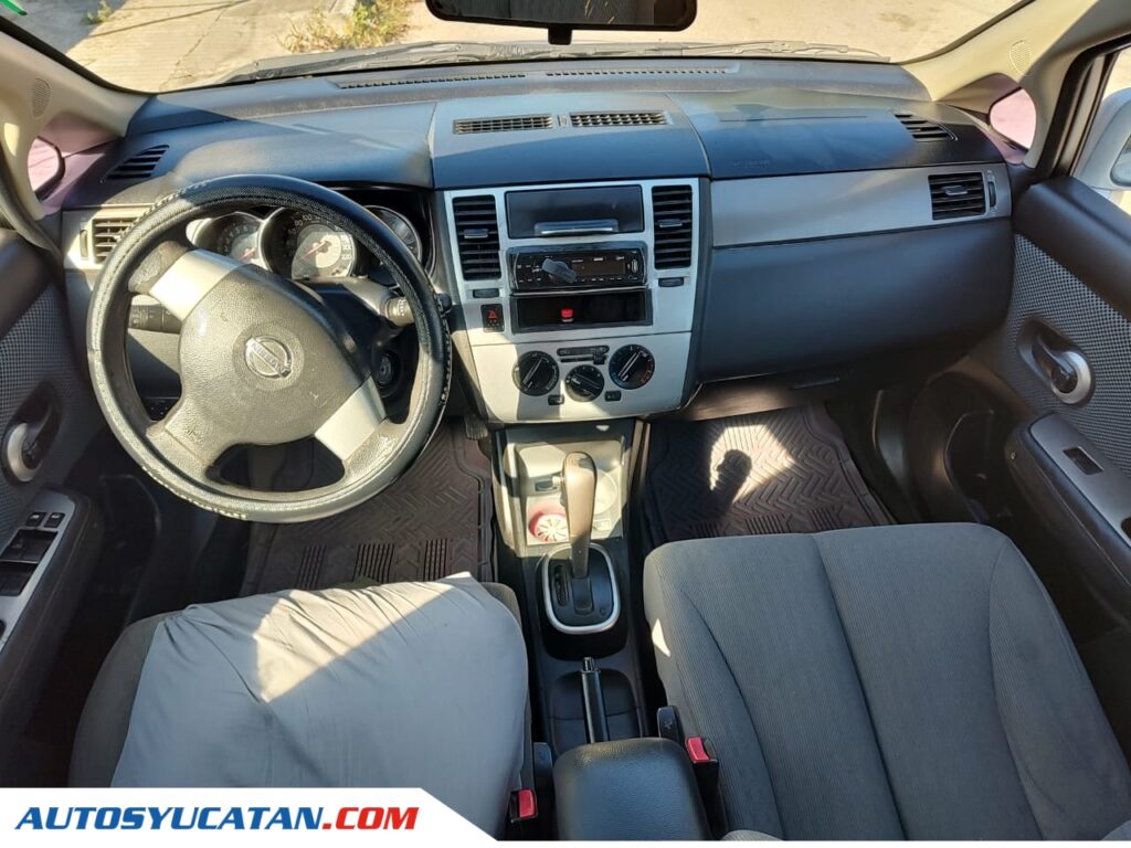 Nissan Tiida 2008