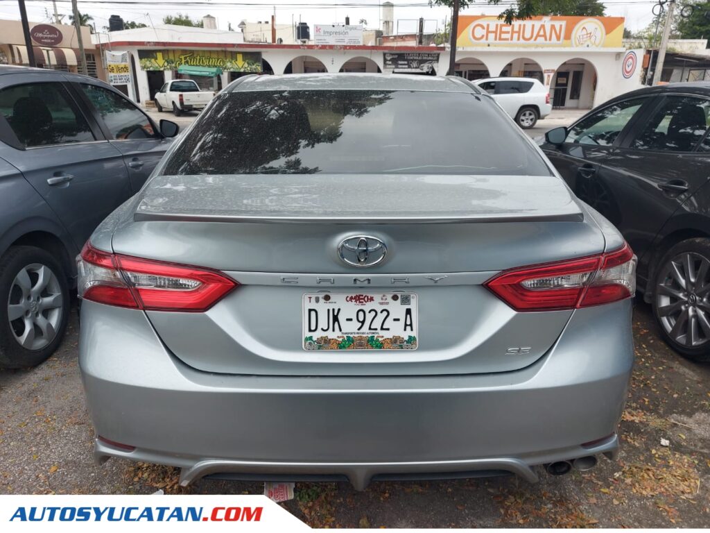 Toyota Camry 2018