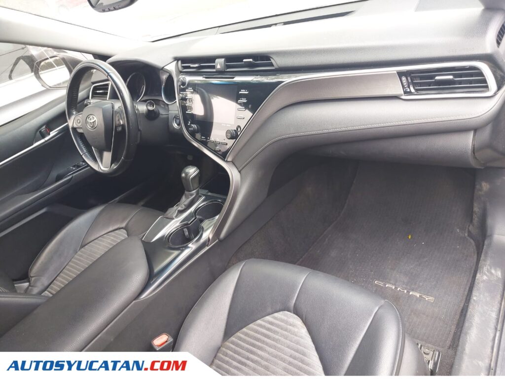 Toyota Camry 2018