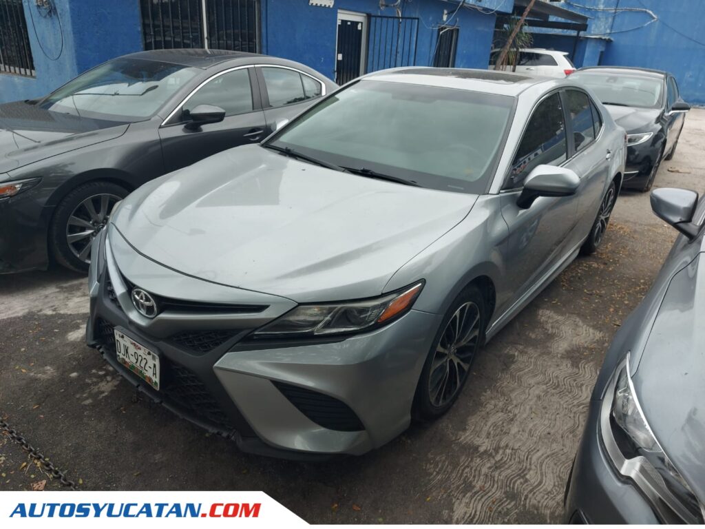 Toyota Camry 2018