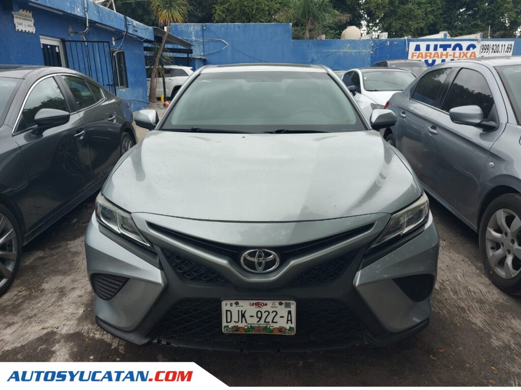 Toyota Camry 2018