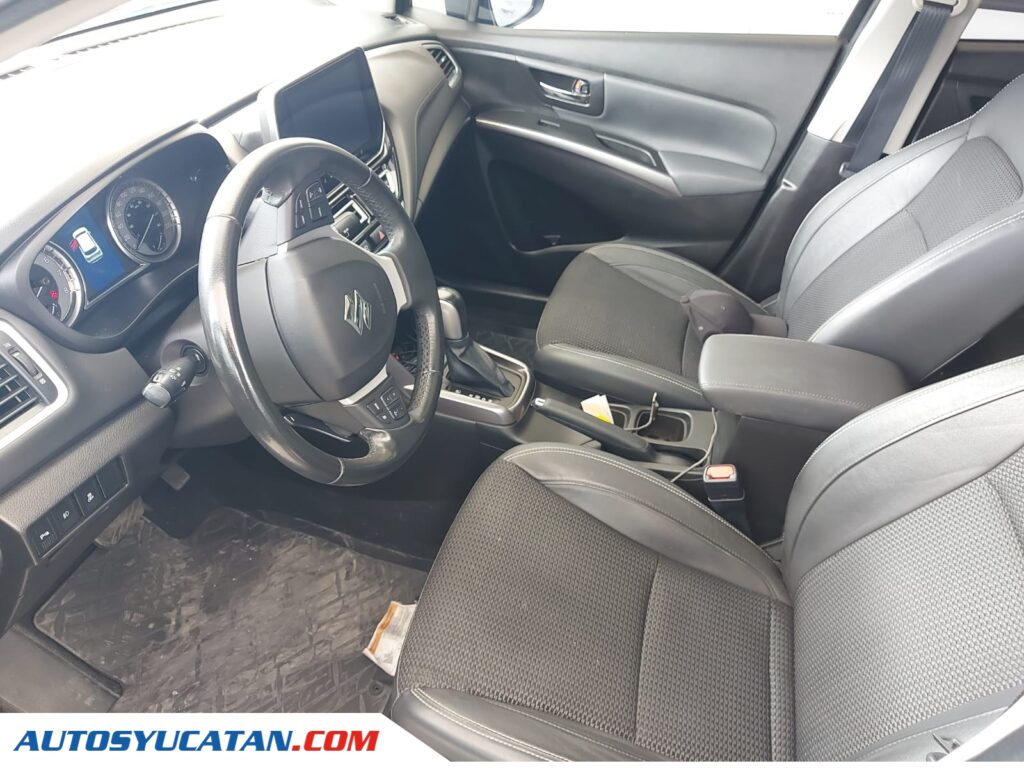 Suzuki S-Cross 2023