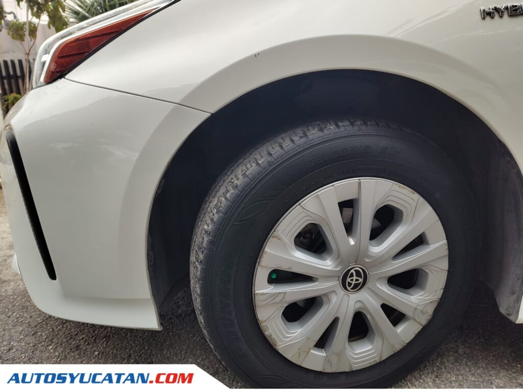 Toyota Prius Base 2019