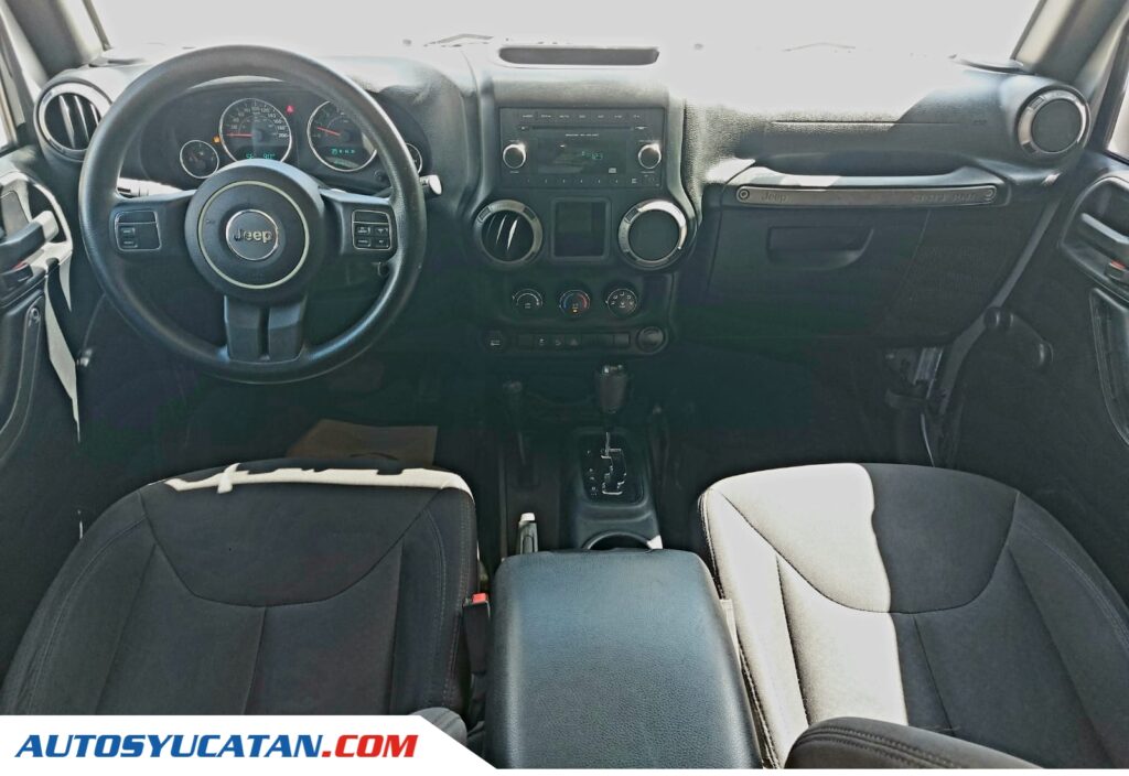 Jeep Wrangler Unlimited Sport 2015
