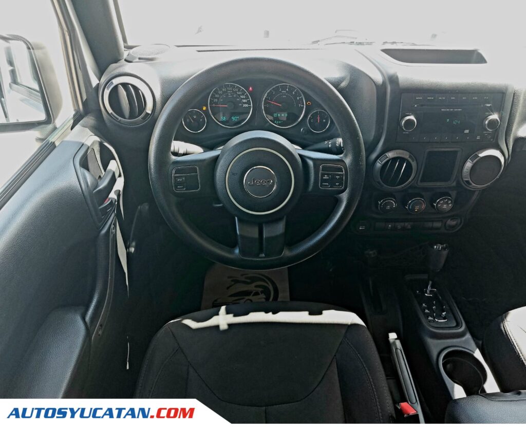 Jeep Wrangler Unlimited Sport 2015
