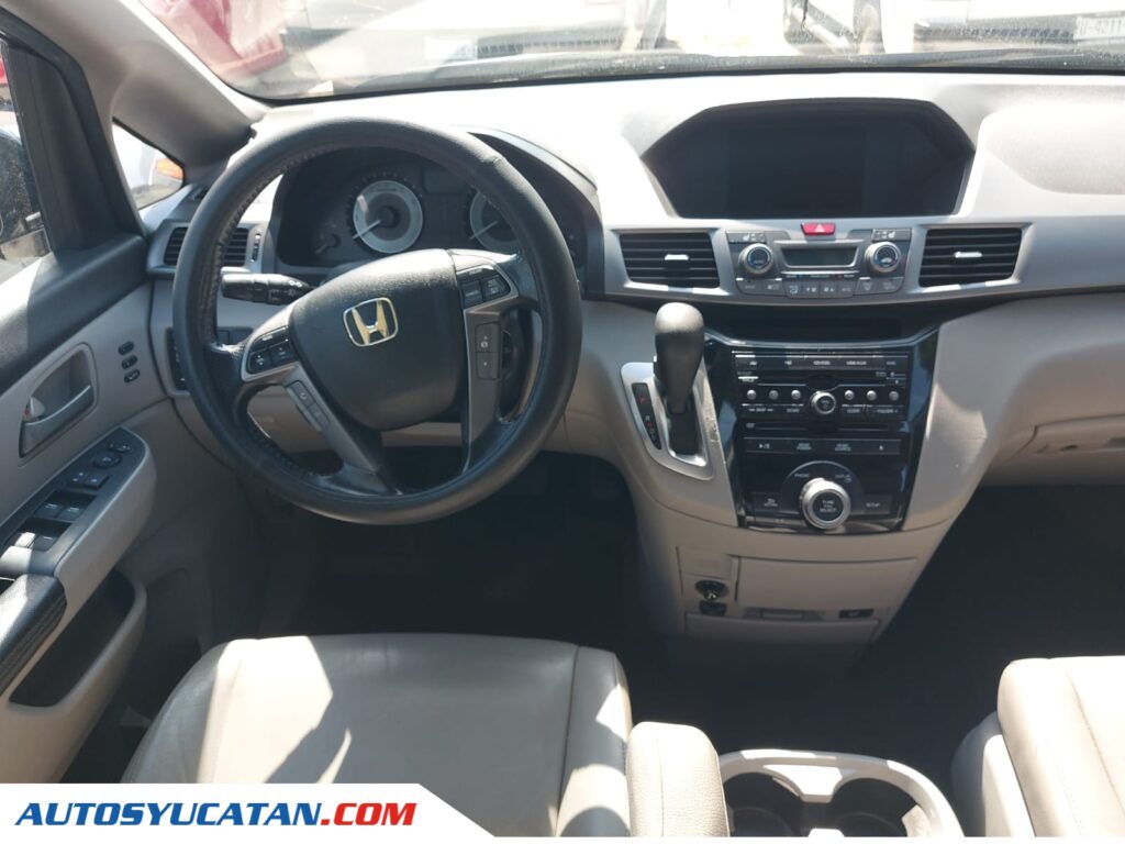 Honda Odyssey Touring 2013