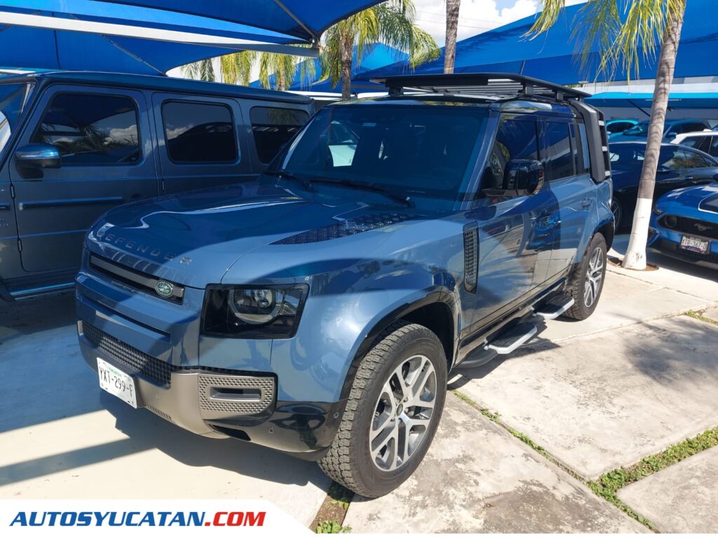 Land Rover Defender 2024