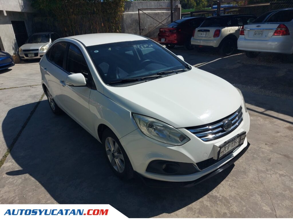 JAC J4 sedán 2018