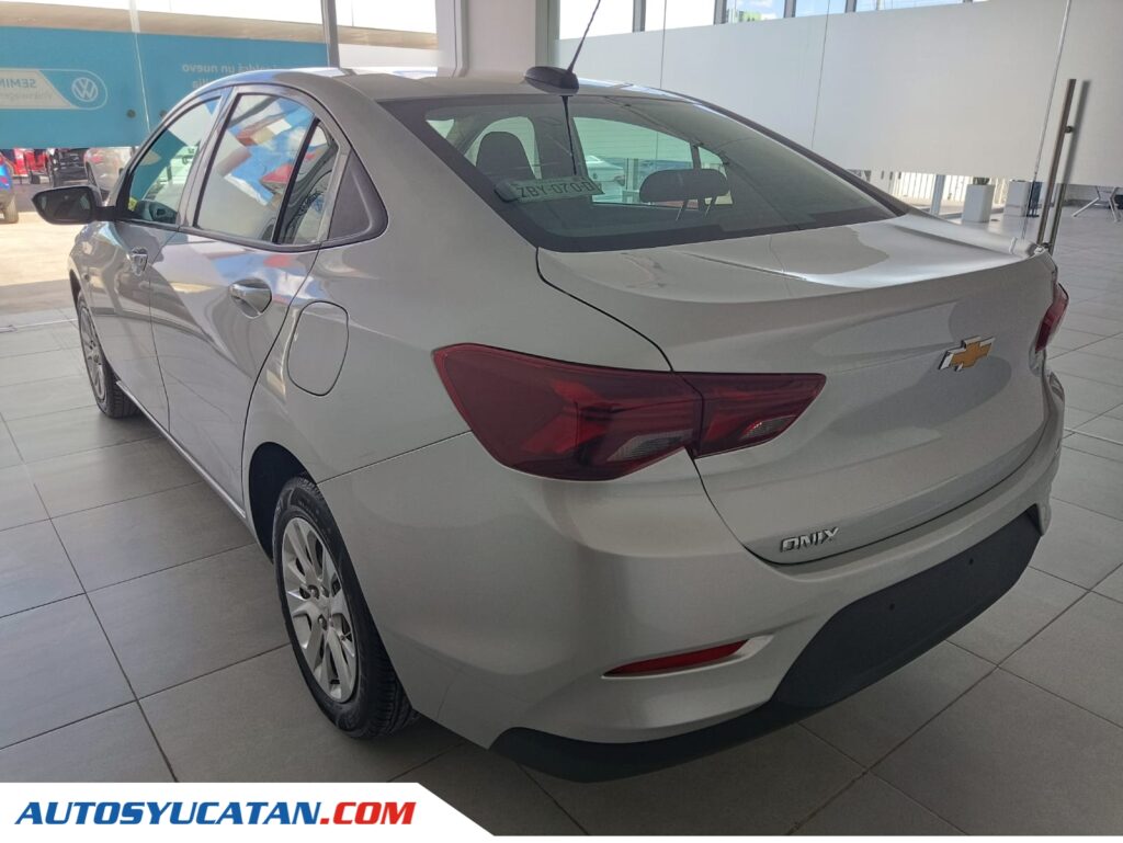 Chevrolet Onix LS 2022
