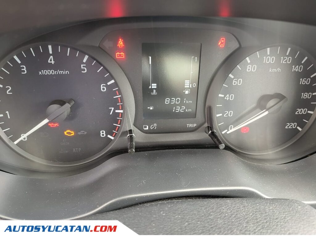 Nissan NP300 con Redillas 2023