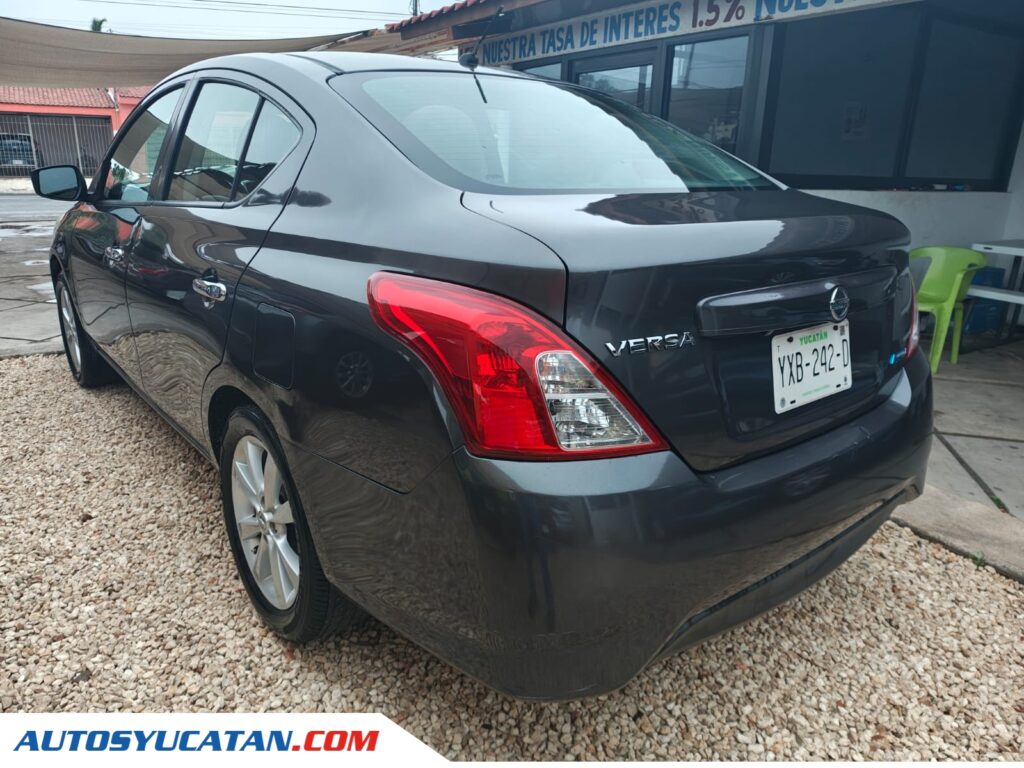 Nissan Versa 2016 automático