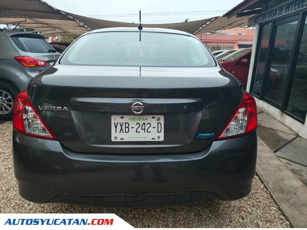 Nissan Versa 2016 automático