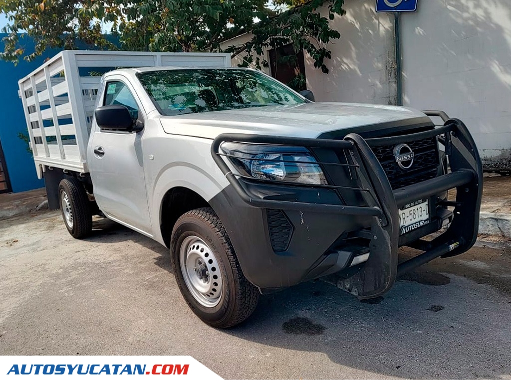 Nissan NP300 con Redillas 2023