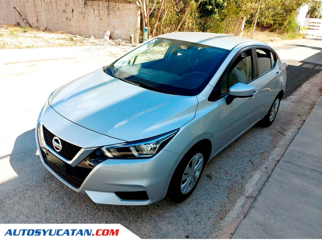 Nissan Versa 2021