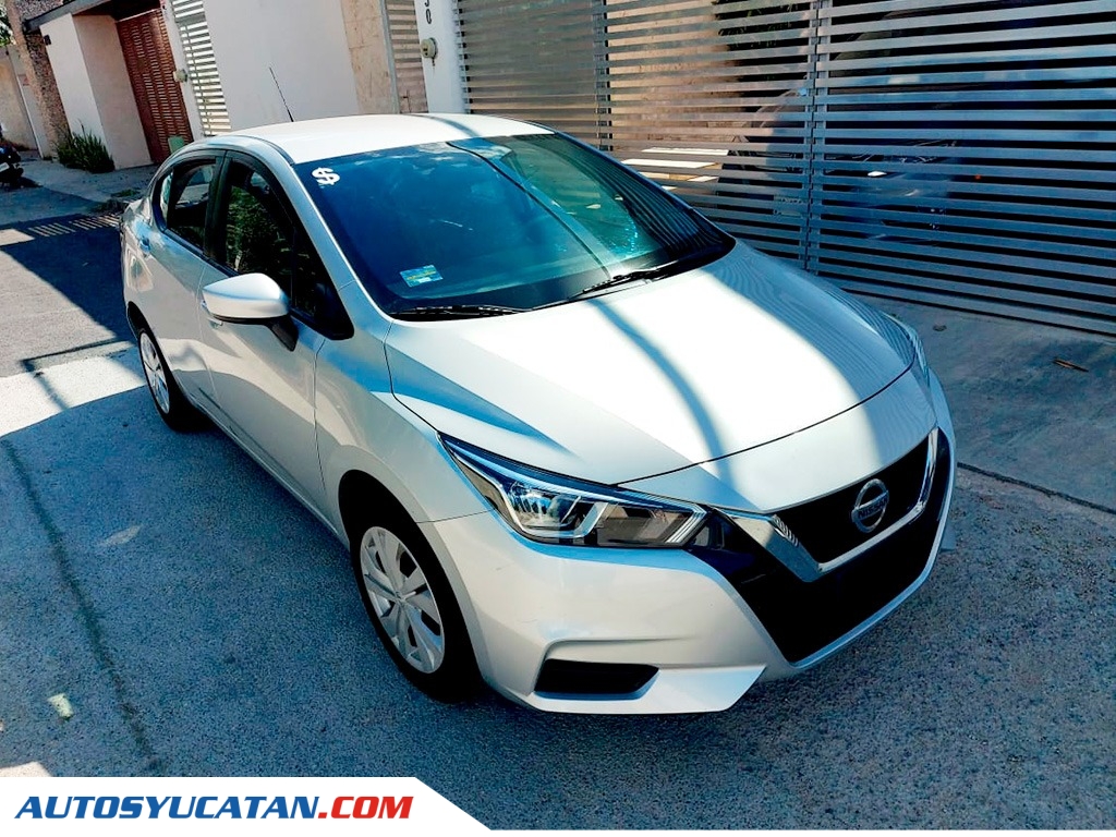 Nissan Versa 2021