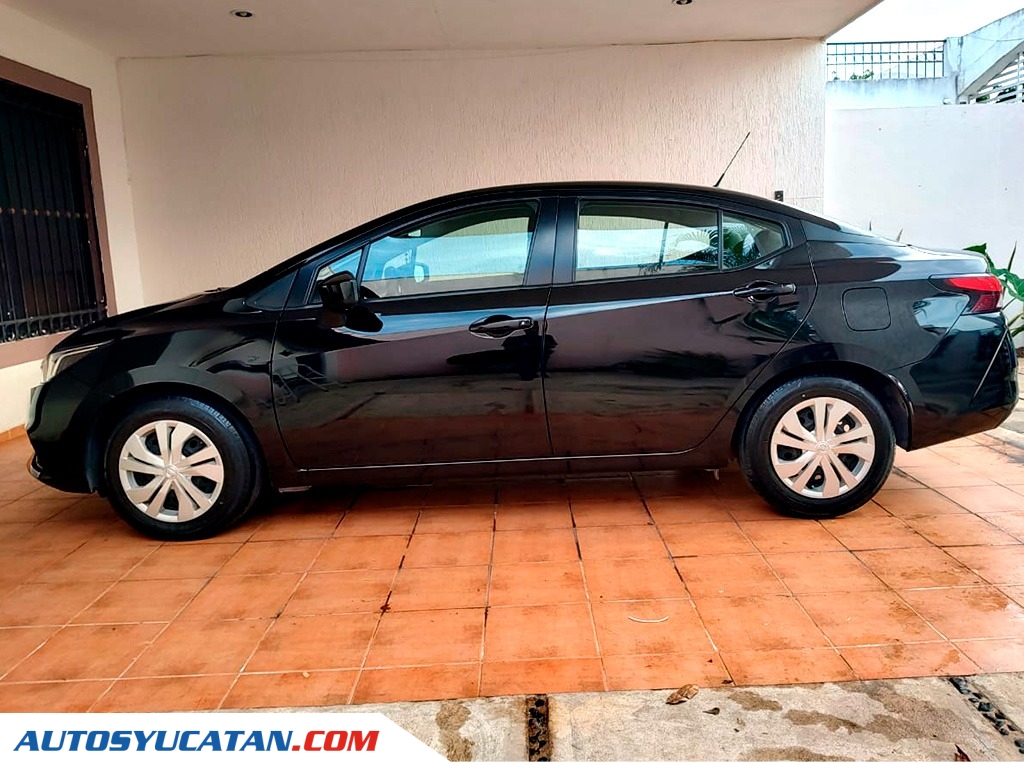Nissan Versa Sense 2021