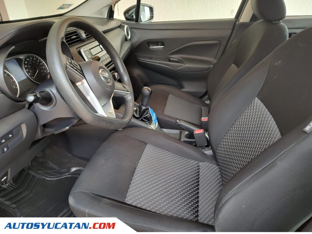 Nissan Versa Sense 2021