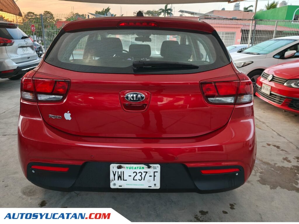 Kia Rio 2018 automático