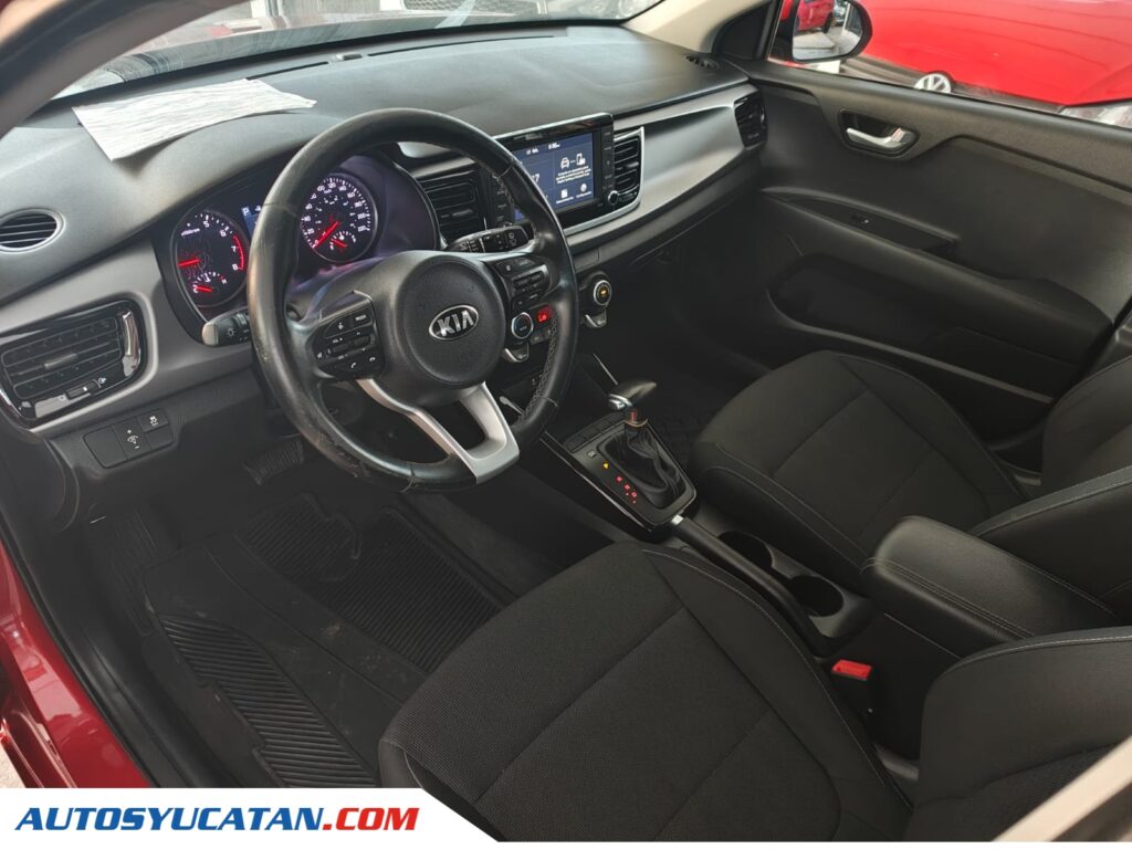 Kia Rio 2018 automático