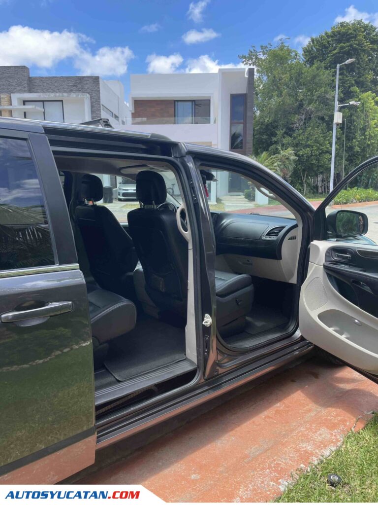 DODGE Grand Caravan SXT Plus 2018