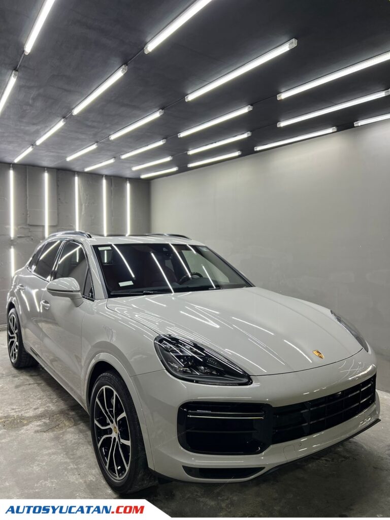 PORSCHE Cayenne TURBO 2022
