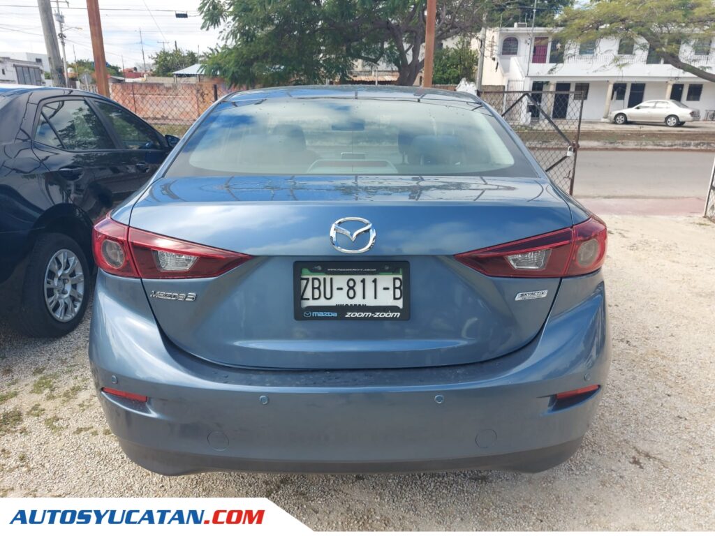 Mazda 3 2015