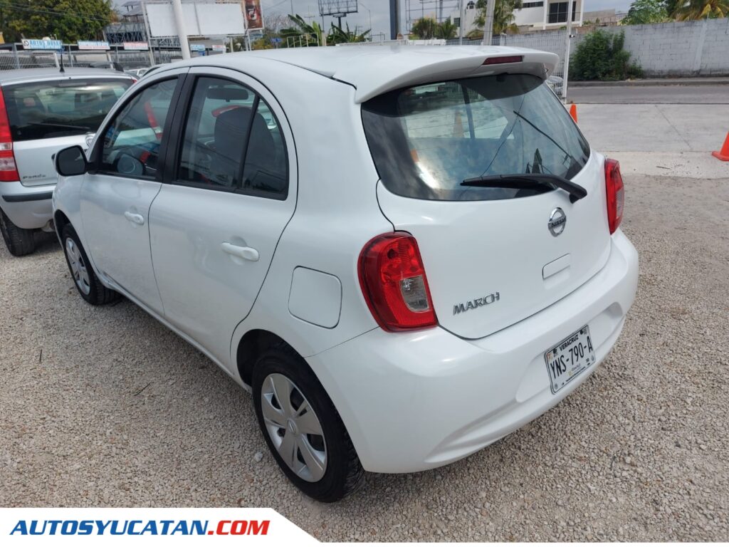 Nissan March 2020