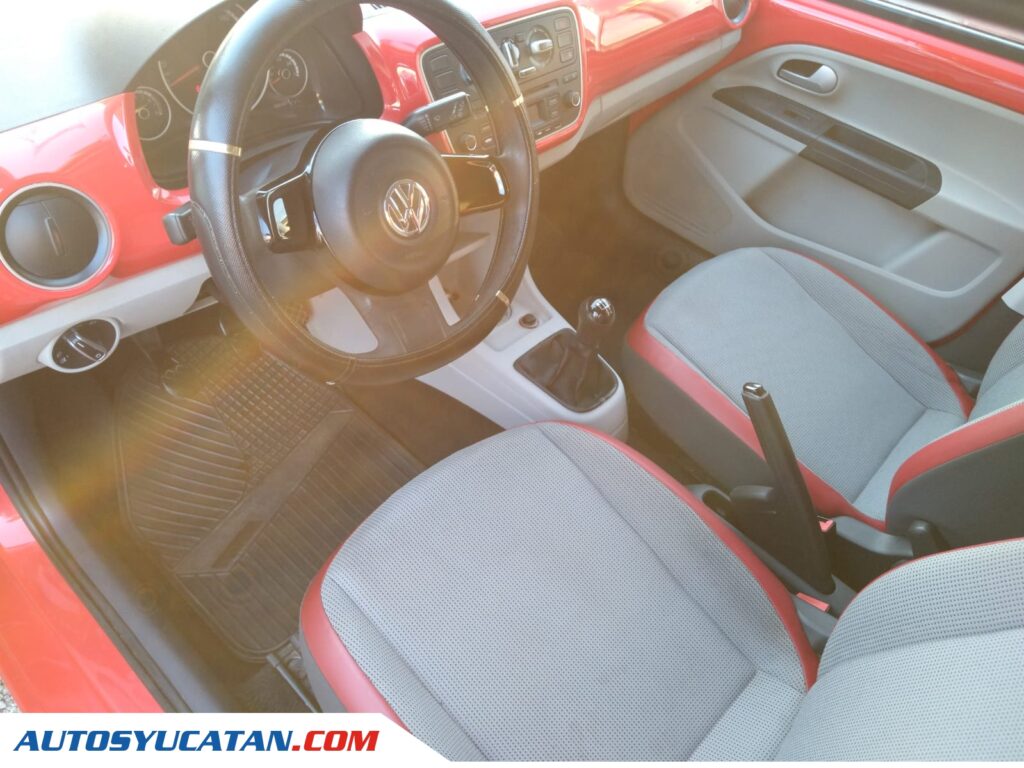 Volkswagen Up Standard 2016